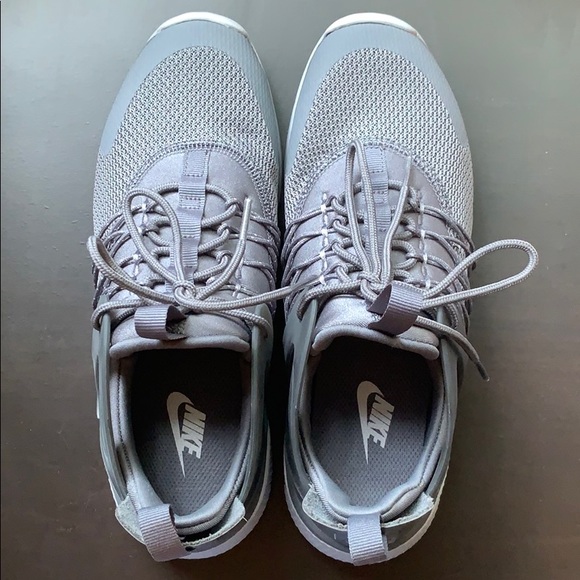 Nike Free Viritous Sneakers - Picture 4 of 6